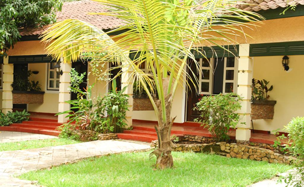 Afrikiko River Front Resort Akosombo Екстериор снимка