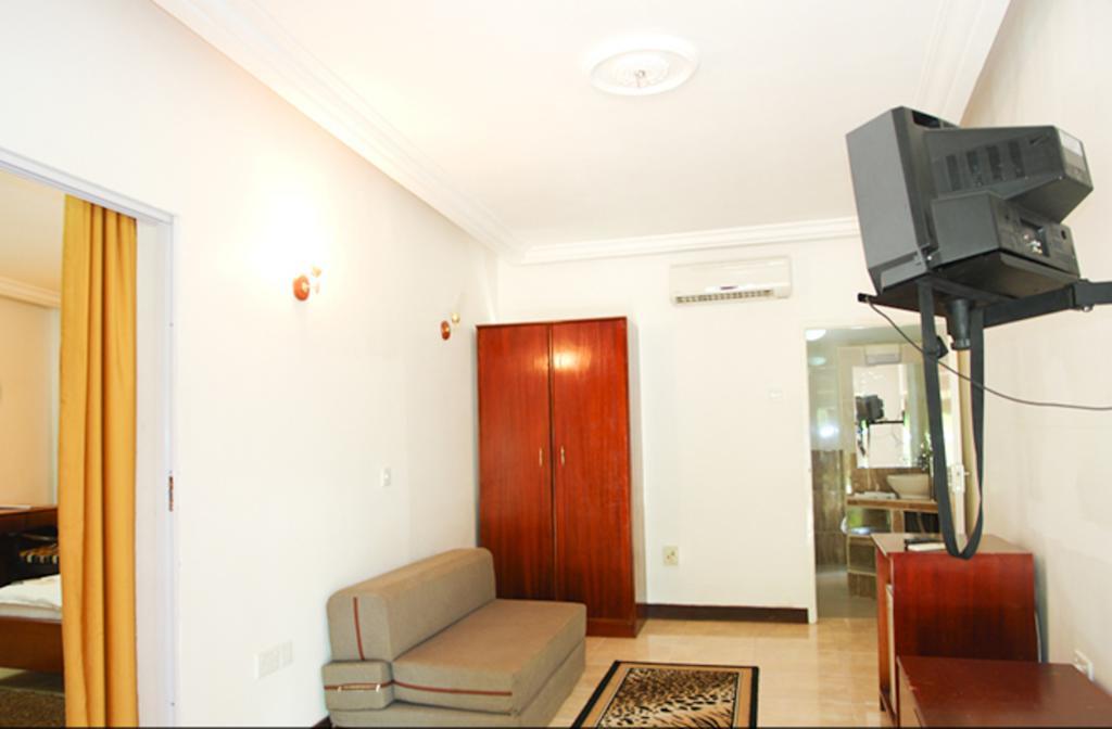 Afrikiko River Front Resort Akosombo Стая снимка